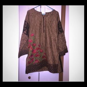 Pakistani Semi-Formal Top. Brand: Ethnic